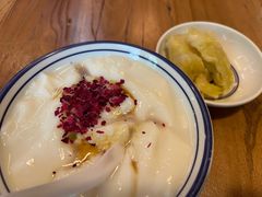 -云阿蛮云南生烫牛肉米线(奉贤路店)