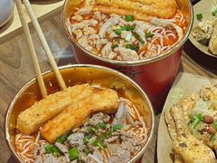 -鹤江桥·红油牛肉粉(SKP店)