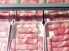 -钢管厂五区小郡肝串串香(奥克斯广场锦城万达店)