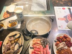 -阪尚皇·原切牛排·烤肉火锅自助(北京路店)