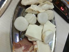 -尚品海鲜肥牛自助火锅(湖明店)