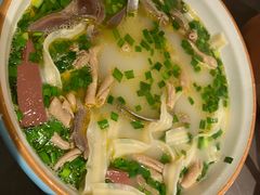 金陵鸭杂刀削面-褚记烤鸭·南京家常菜(雨花客厅店)