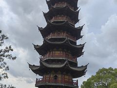 -龙华寺