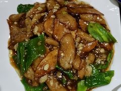 -东北农家院·铁锅炖(莘庄店)