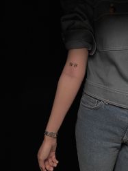 -木子·纹身店TATTOO穿孔·洗纹身