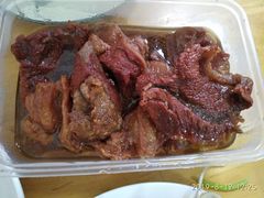炖牛肉-王三姑牛肉饼