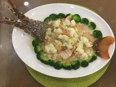 -顺峰渔港中国人的餐厅