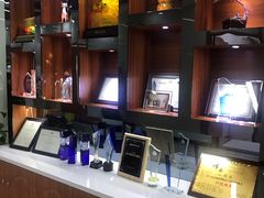 -茂菊口腔连锁(浦东南路店)