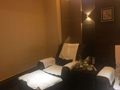 包房-金色印象·4K影院式足体养生(杨家坪西郊店)