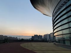 -上海跨国采购会展中心