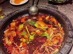 -大鱼山房鱼头火锅(老字号品质店)