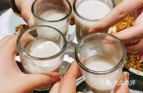Freshly Squeezed Rice Milk