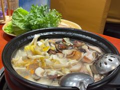 -菌之家·专业纯野生菌火锅·特色炒菌