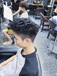 -藤野造型专业烫染接发