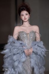 -艾米丽婚纱礼服