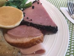 -亮马河饭店翠雅咖啡厅