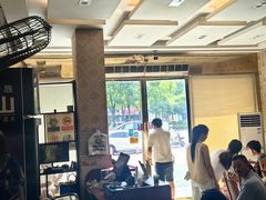 -邱芳粉店(迎宾大道旗舰店)