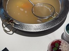 -左庭右院鲜牛肉火锅(金山万达店)