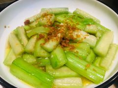 清炒丝瓜-俏湘私房菜(国贸店)