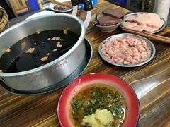 -咏勝锑锅麻辣烫(净居寺路总店)