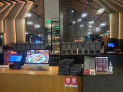 -WOLFGANG PUCK KITCHEN & BAR(迪士尼小镇店)