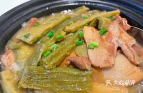 Braised Pork Belly with Bitter Melon Pot