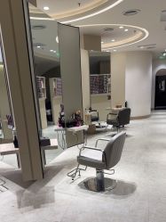 -Mentor Hair Salon