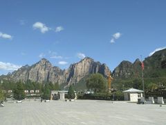 -平西抗日烈士陵园