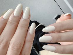 -UU·NAIL美甲美睫專門店