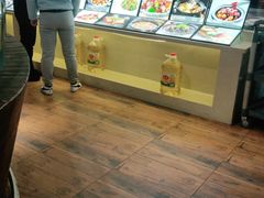 -香山湖家家宴(中山陵店)