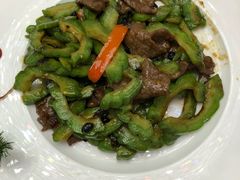 凉瓜炒牛肉-东江海鲜酒家(艺都分店)