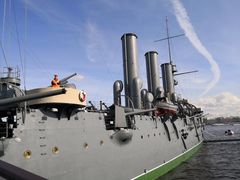 -阿芙乐尔号巡洋舰