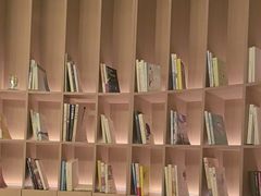 -涨巢·潮玩水疗局