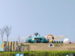 -红山体育乐园