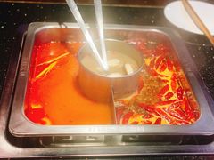 醉重庆鸳鸯锅-渝利重庆火锅