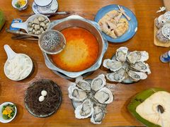 -老何家后安粉·糟粕醋海鲜火锅(三亚湾椰梦长廊店)