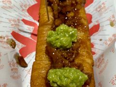 牛油果阿妈生旧叉烧芝士油条-喜势点·糖沙翁手工茶点·本地人茶居(永庆坊店)