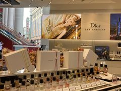 -Dior迪奥(上海世茂广场店)