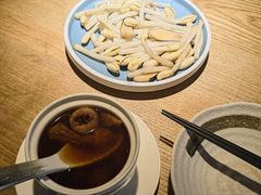 花生芽炒鸡枞菌-水木苼 蔬食料理