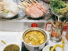 -百品聚旋转火锅(万德庄店)