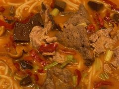 -粉小主·贵州酸汤牛肉粉(南京仙林金鹰店)