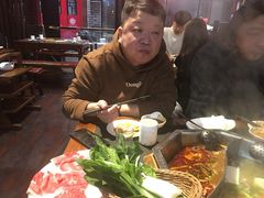 -陈府大宅门成都火锅·手切鲜肉(太原街店)