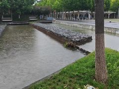 -南京眼步行桥
