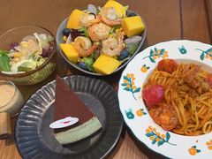 -暖食光·台式家庭餐厅·生日主题店(万达店)