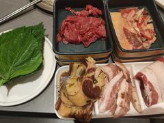 -黑金·寻焰自助百汇·烤肉·火锅(中街店)