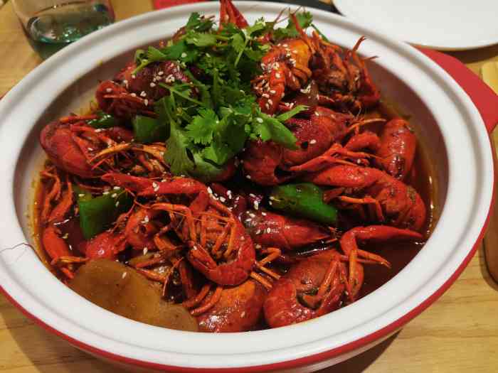 芷兰燕禾燕(海安万达店)