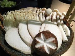 -左庭右院鲜牛肉火锅(新梅广场店)