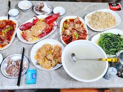 -四川小胡子海鲜(丁村万人海鲜广场店)