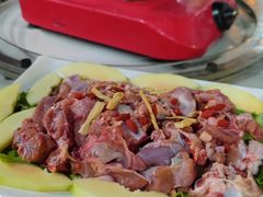 -墨脱石锅椰子鸡•香草鸭•东山羊(大东海店)