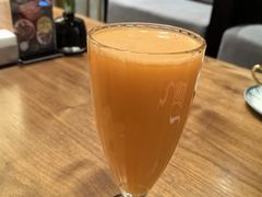 -北京新云南皇冠假日酒店大堂酒廊
